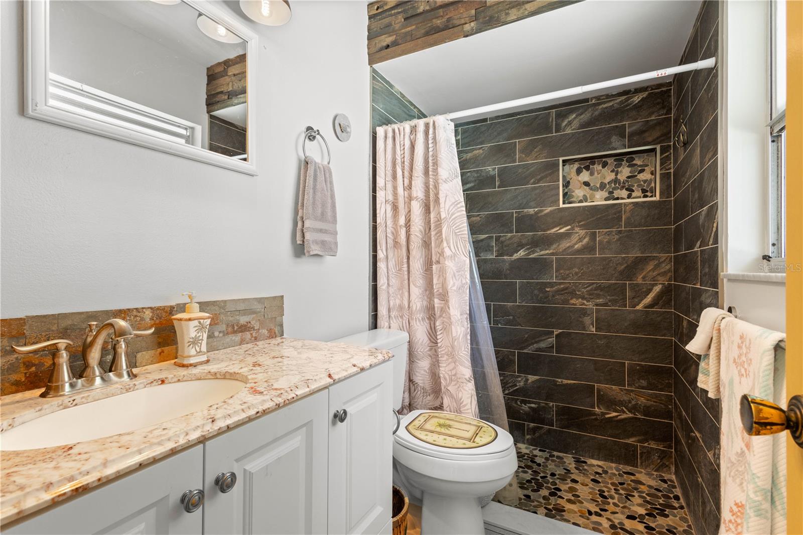 18446 BURKHOLDER CIR, PORT CHARLOTTE, FL, 33948