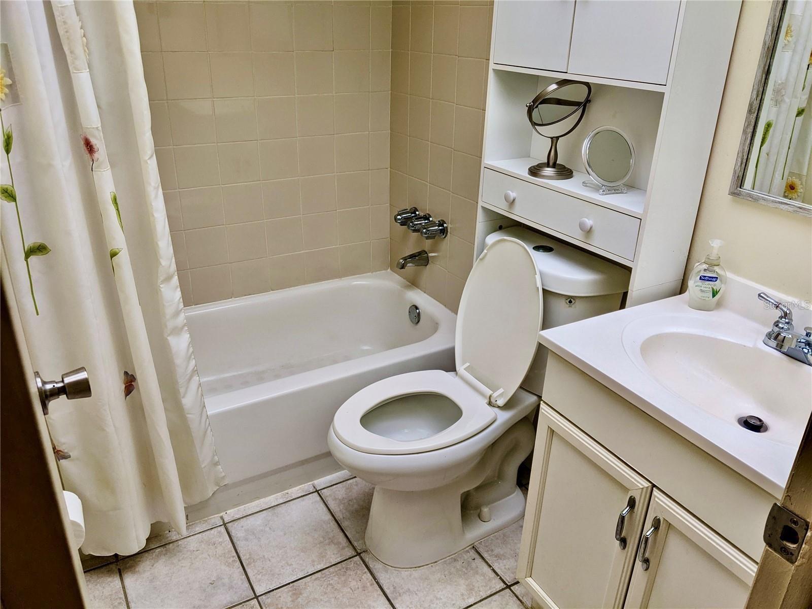 1257 DREW ST #8, CLEARWATER, FL, 33755