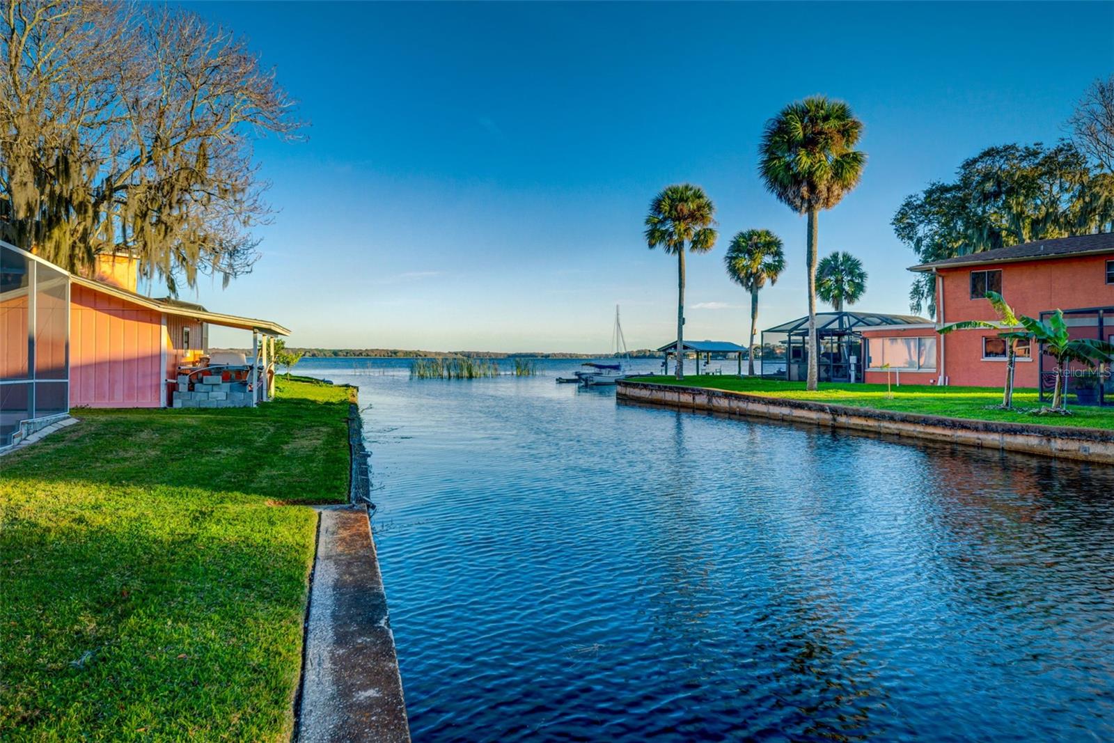 128 LAKE SHORE DR N, PALM HARBOR, FL, 34684