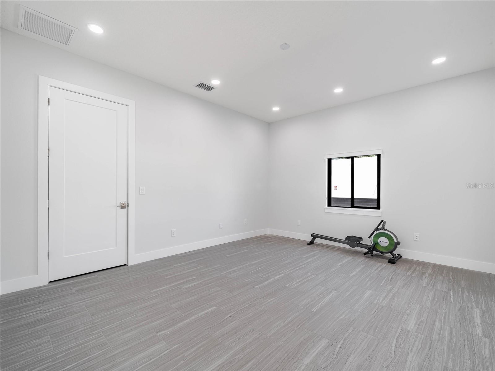 213 AVENUE G SW, WINTER HAVEN, FL, 33880