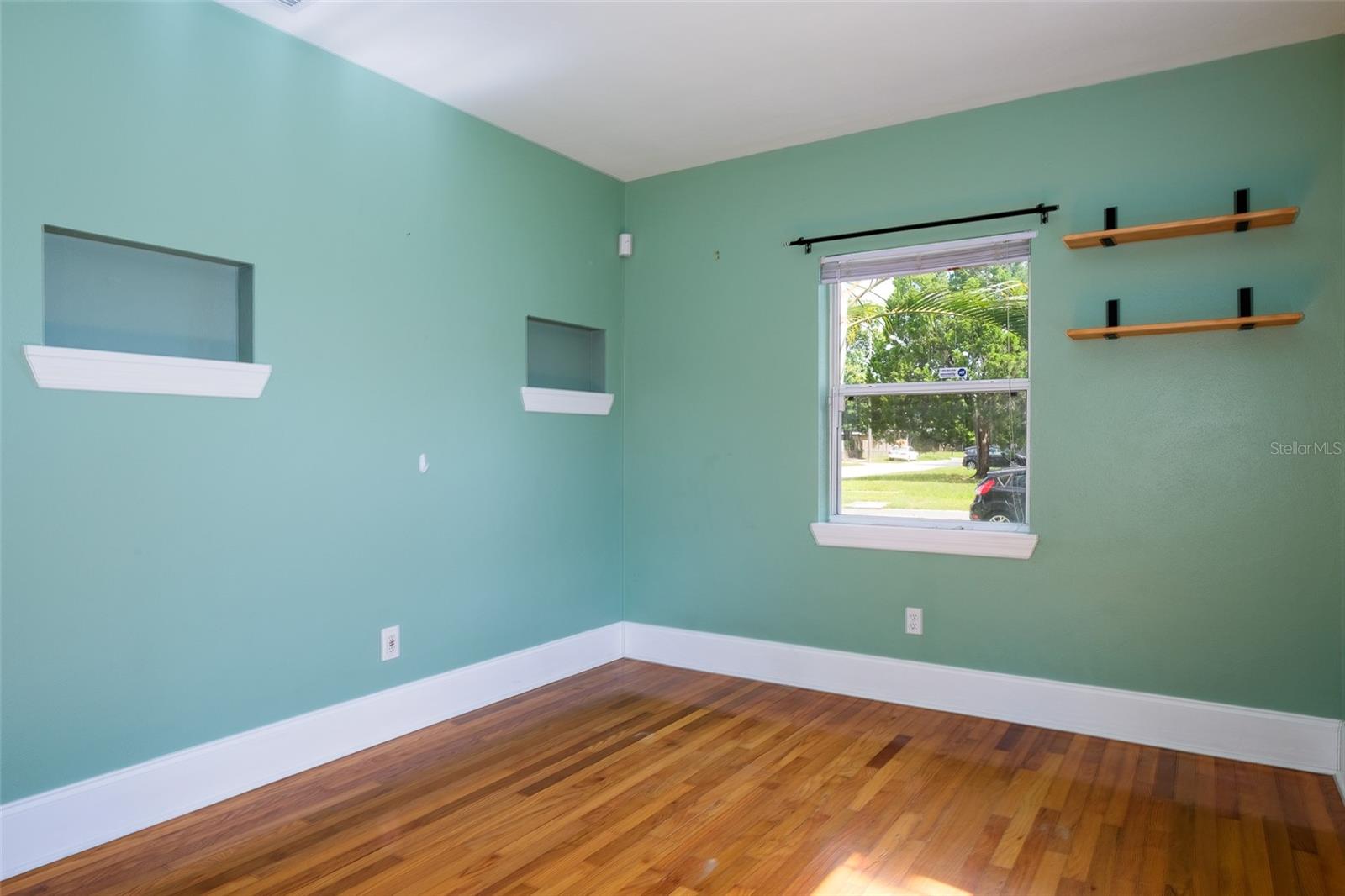 1331 24TH ST N, ST PETERSBURG, FL, 33713