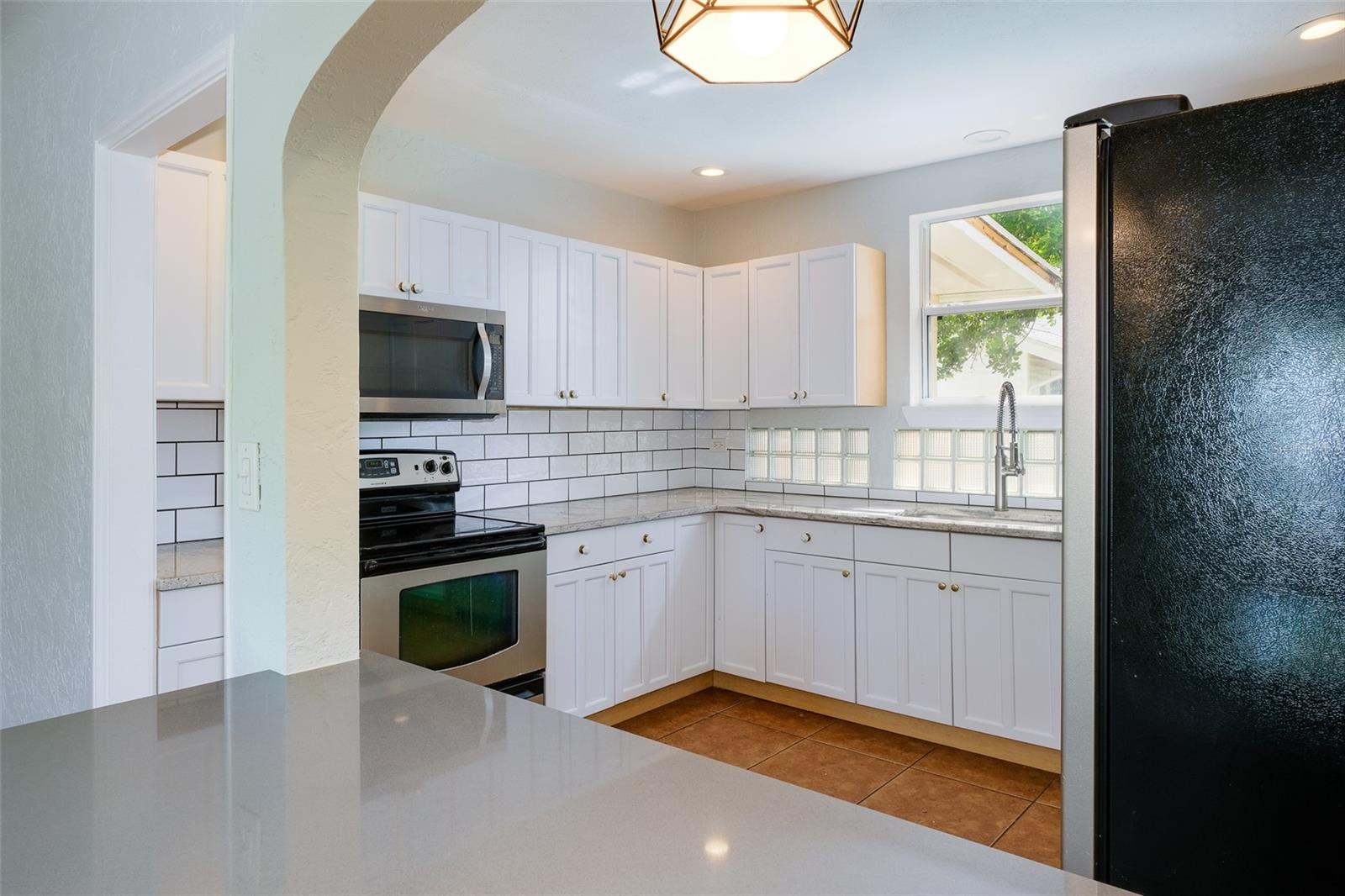 1331 24TH ST N, ST PETERSBURG, FL, 33713