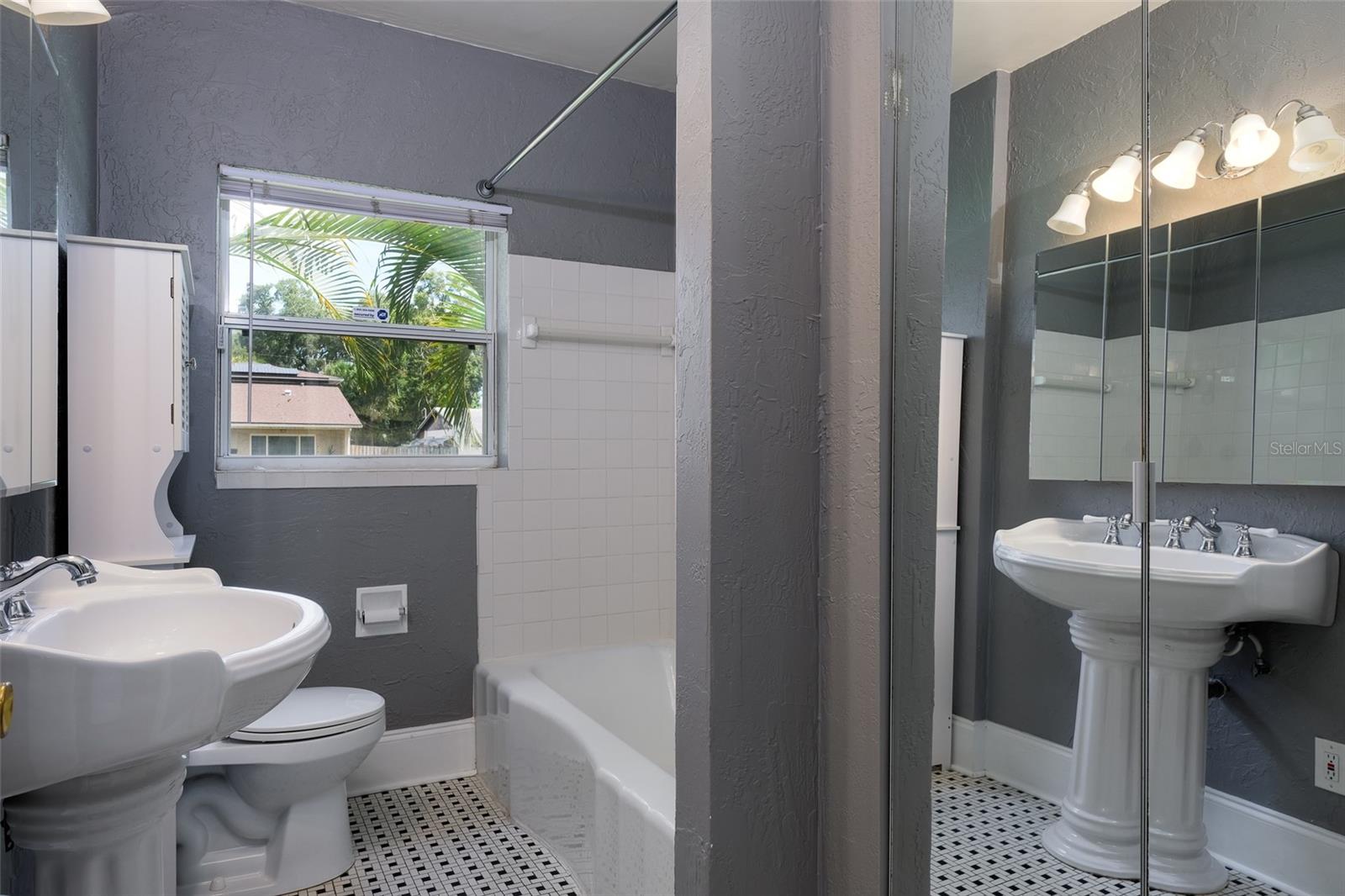 1331 24TH ST N, ST PETERSBURG, FL, 33713