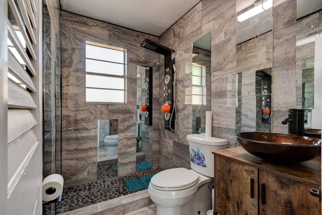 600 HOLMES AVE, DAYTONA BEACH, FL, 32114