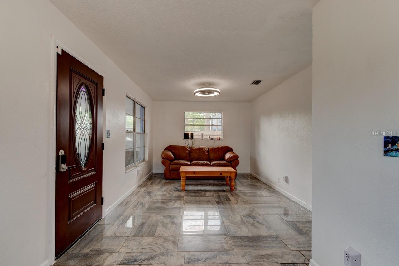 600 HOLMES AVE, DAYTONA BEACH, FL, 32114