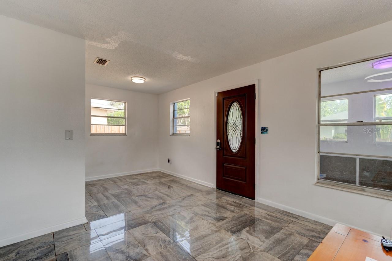 600 HOLMES AVE, DAYTONA BEACH, FL, 32114