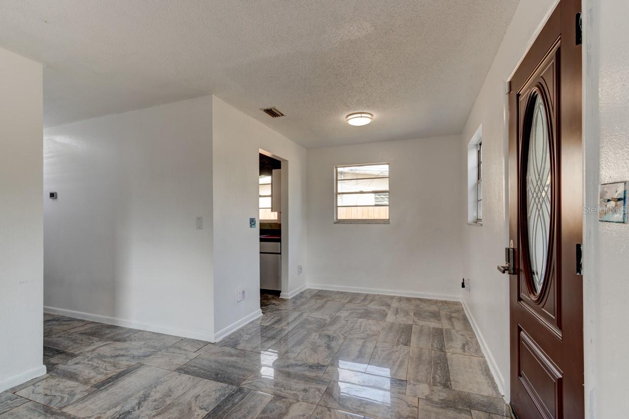 600 HOLMES AVE, DAYTONA BEACH, FL, 32114