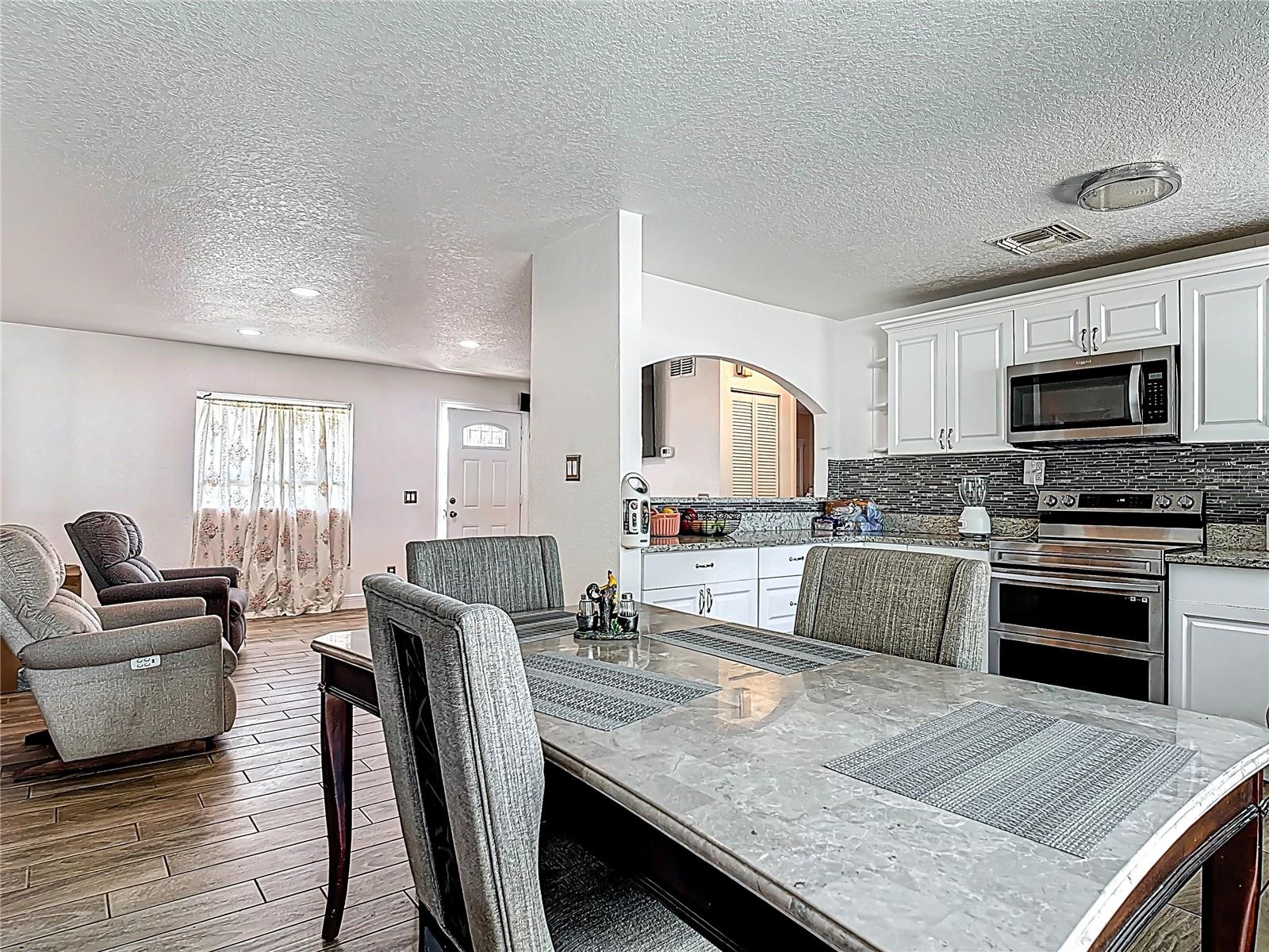 7807 PINE HAWK LN, ORLANDO, FL, 32822