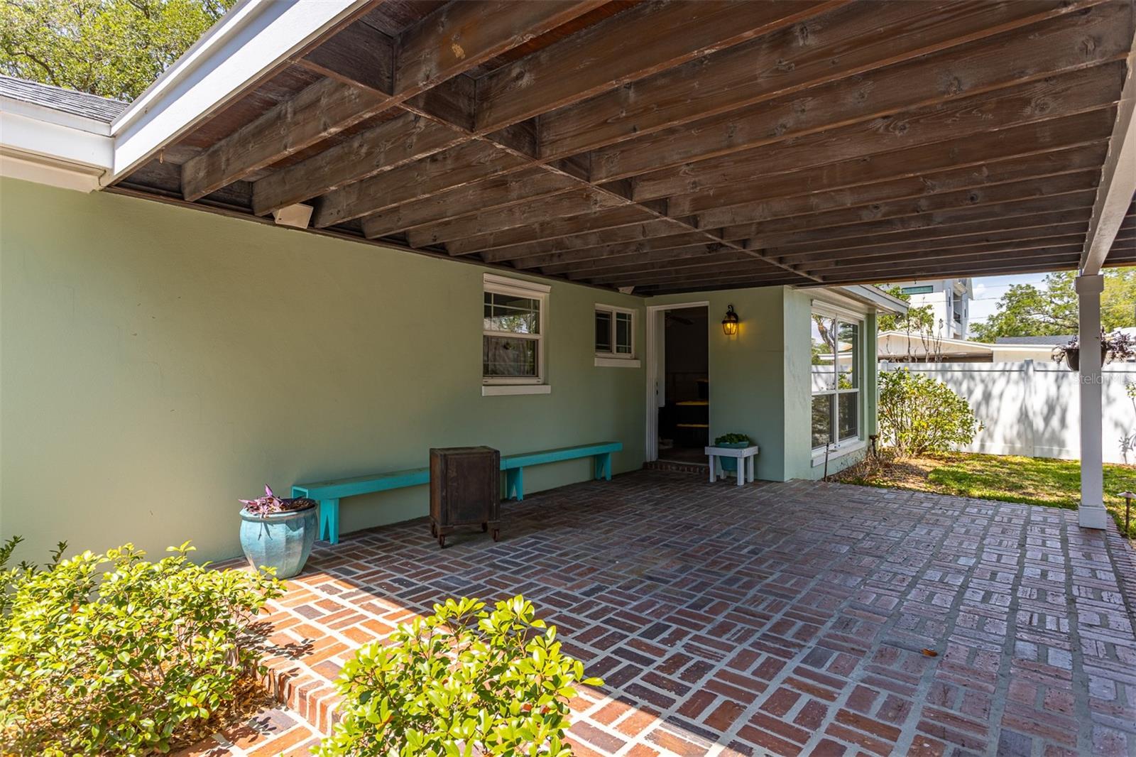 2304 S OCCIDENT ST, TAMPA, FL, 33629