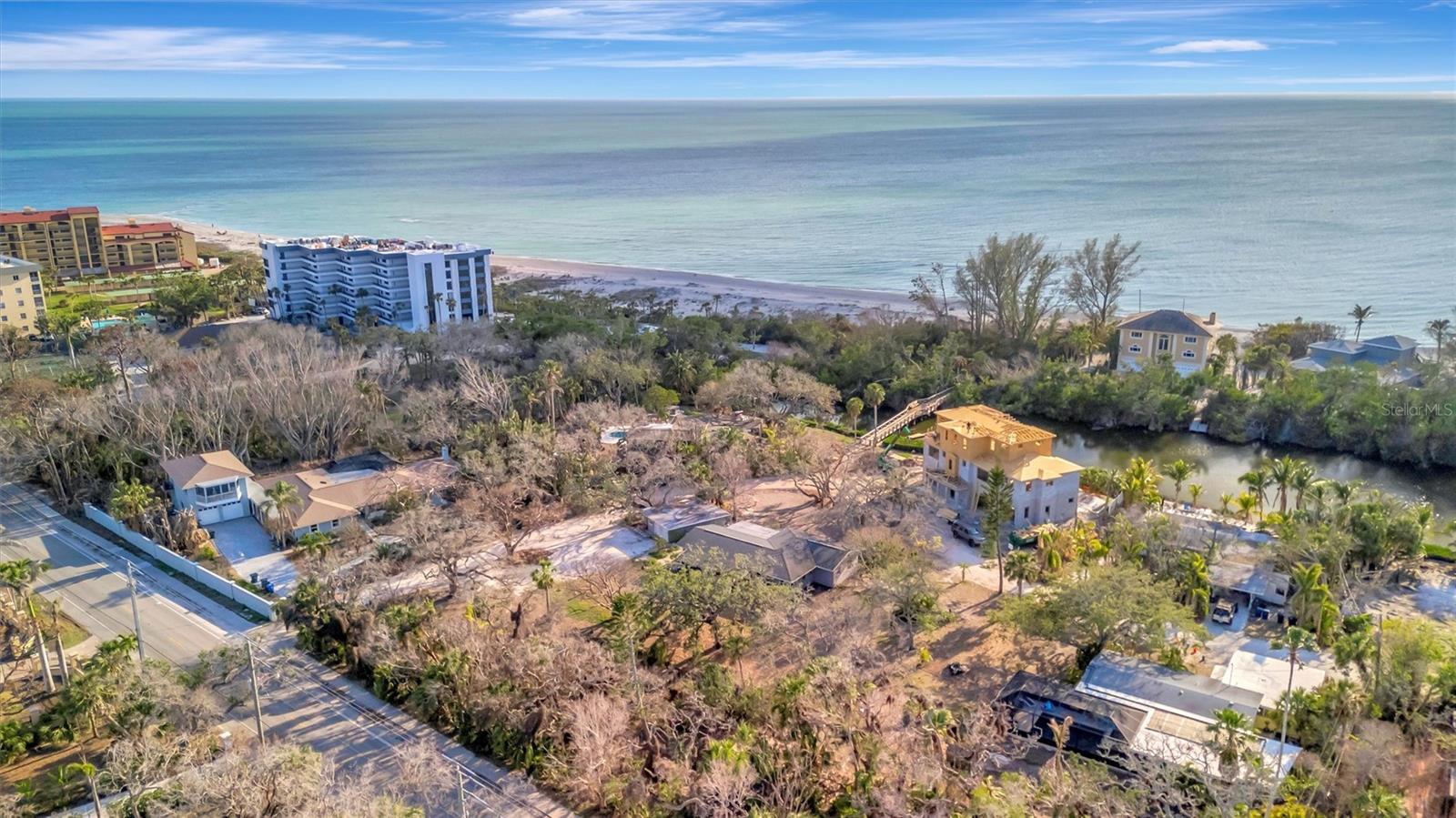 8555 HERON LAGOON CIR, SARASOTA, FL, 34242