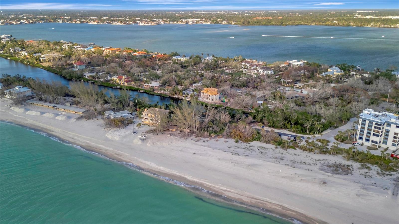 8555 HERON LAGOON CIR, SARASOTA, FL, 34242