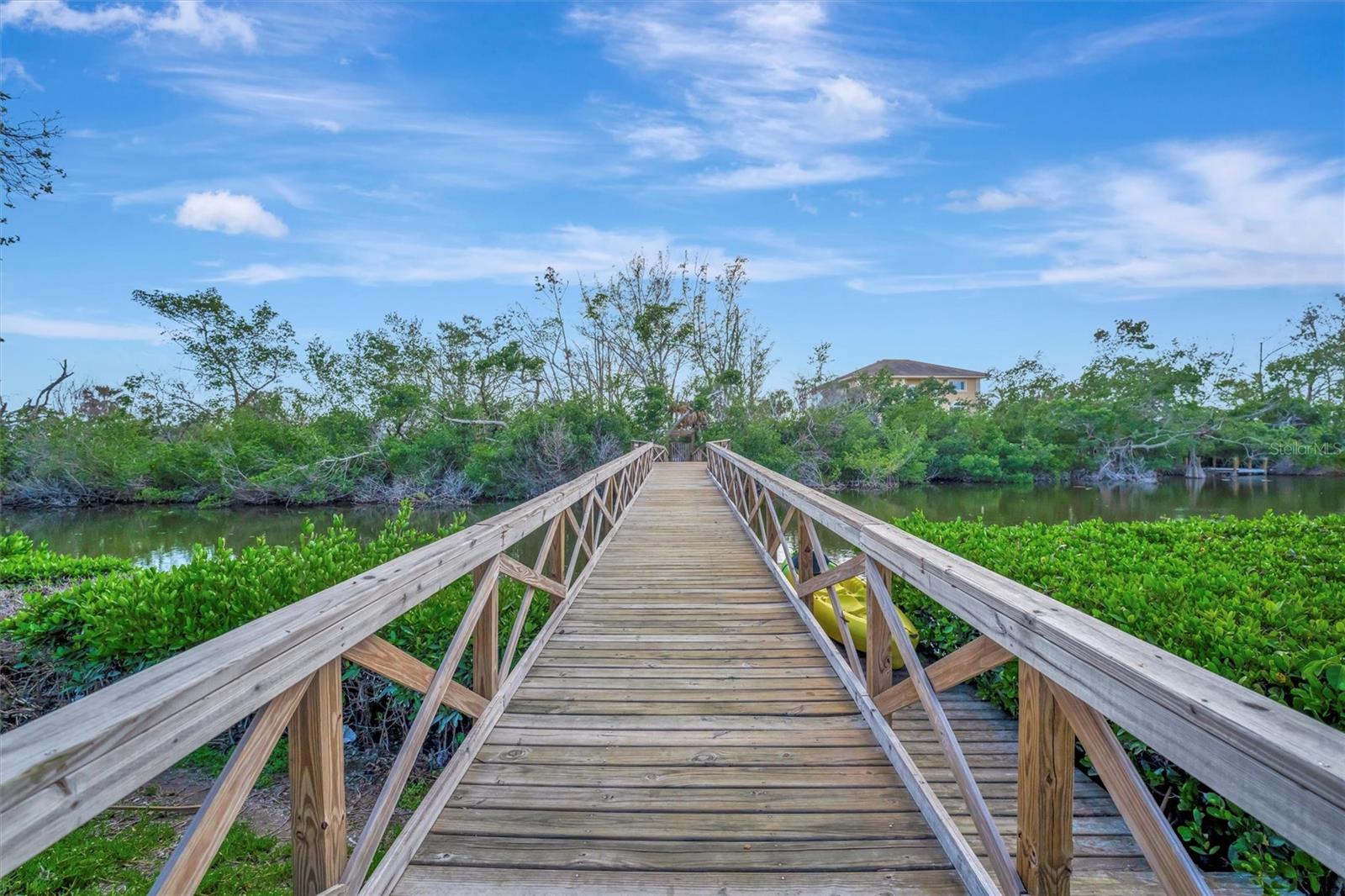 8555 HERON LAGOON CIR, SARASOTA, FL, 34242