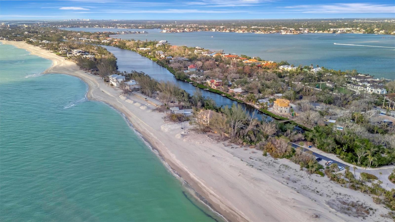 8555 HERON LAGOON CIR, SARASOTA, FL, 34242