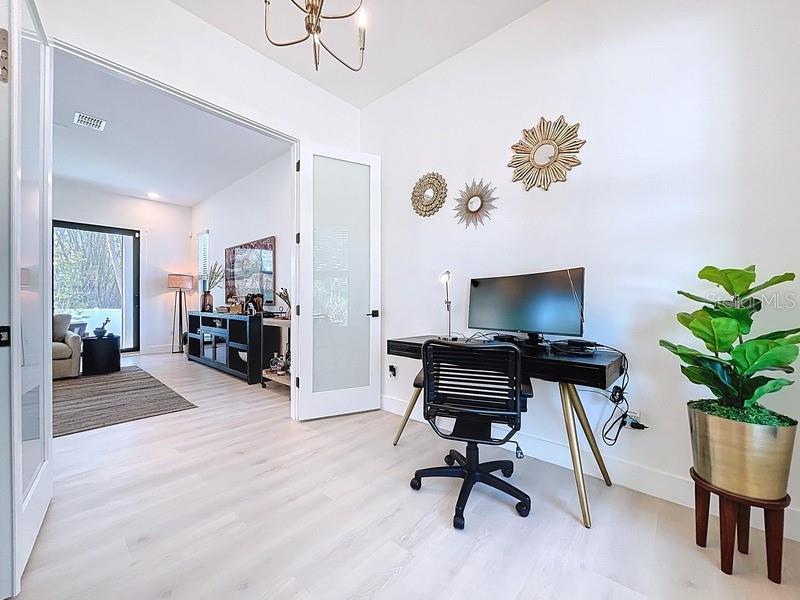 4604 W MCCOY ST, TAMPA, FL, 33616