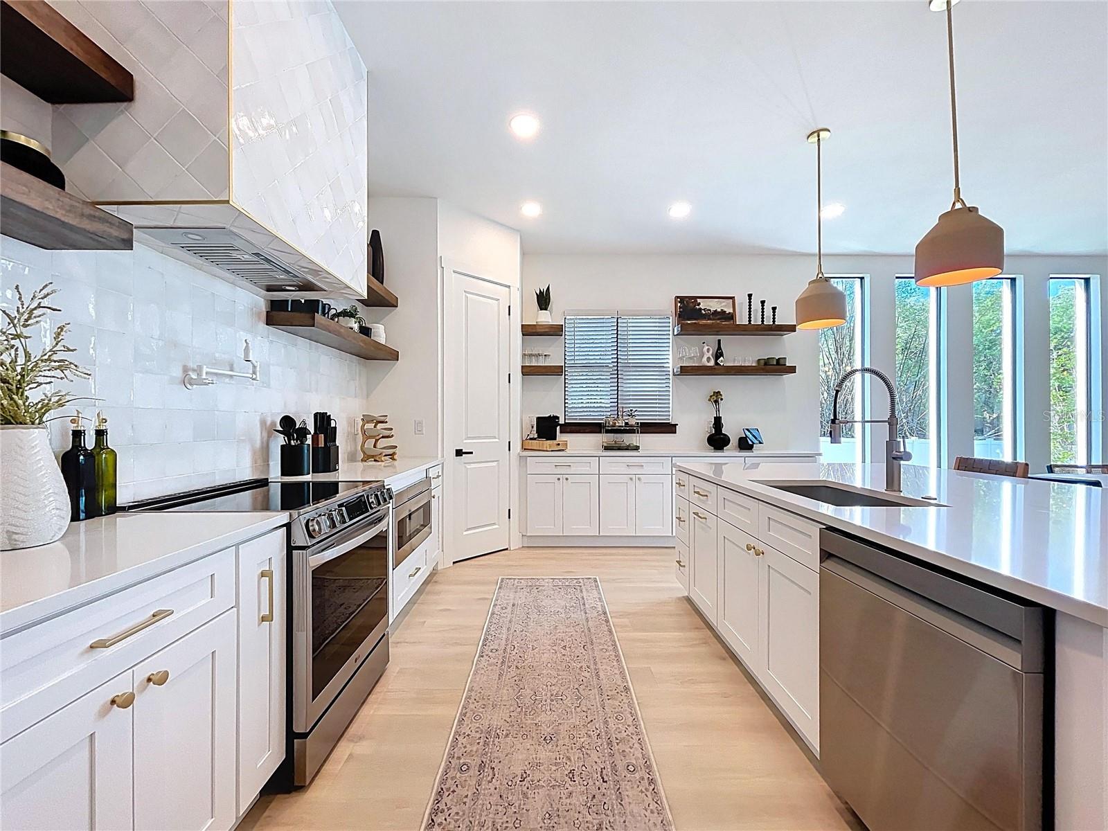 4604 W MCCOY ST, TAMPA, FL, 33616