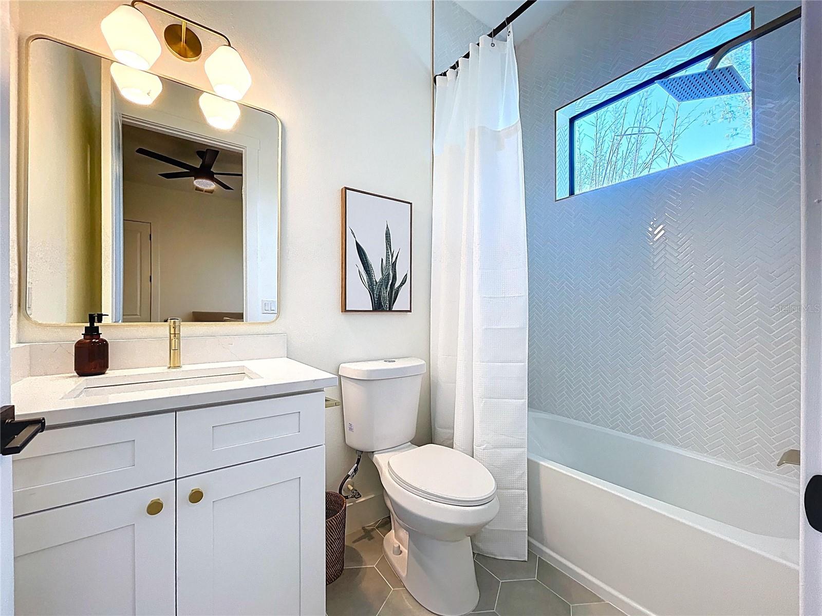 4604 W MCCOY ST, TAMPA, FL, 33616