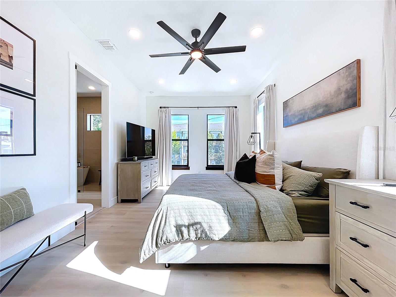 4604 W MCCOY ST, TAMPA, FL, 33616