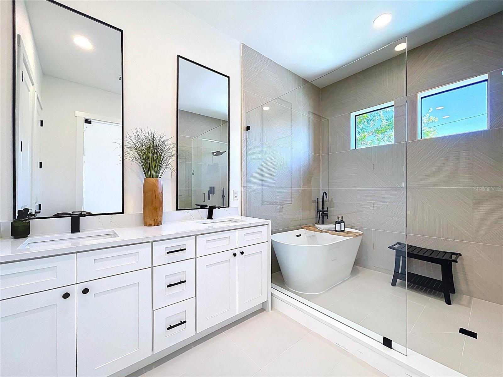 4604 W MCCOY ST, TAMPA, FL, 33616