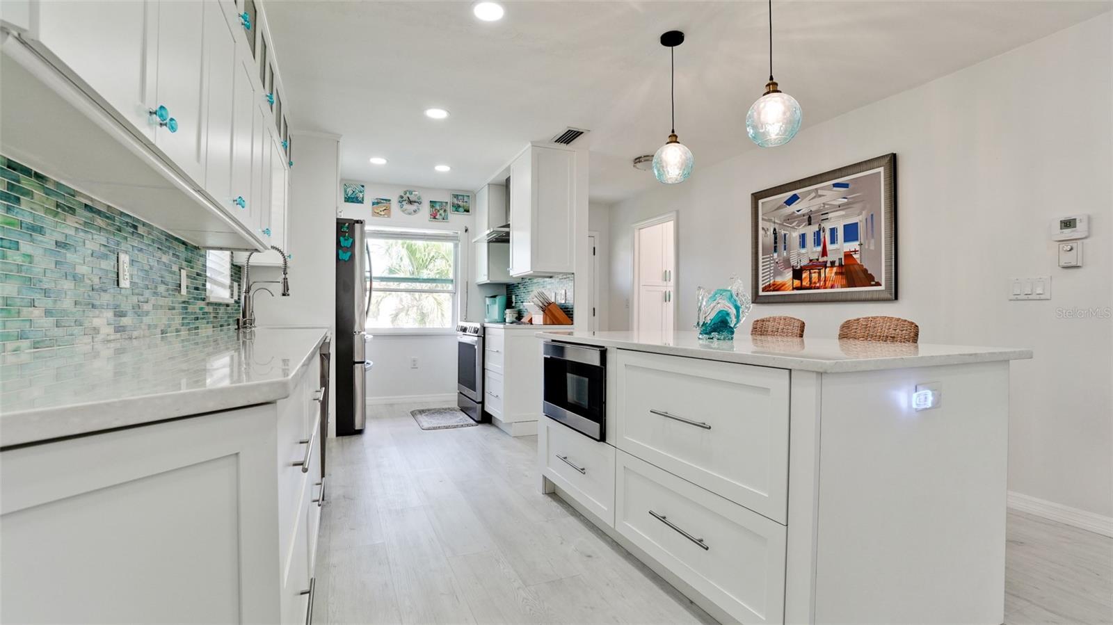 3112 CAMBRIDGE AVE #6, BRADENTON, FL, 34207