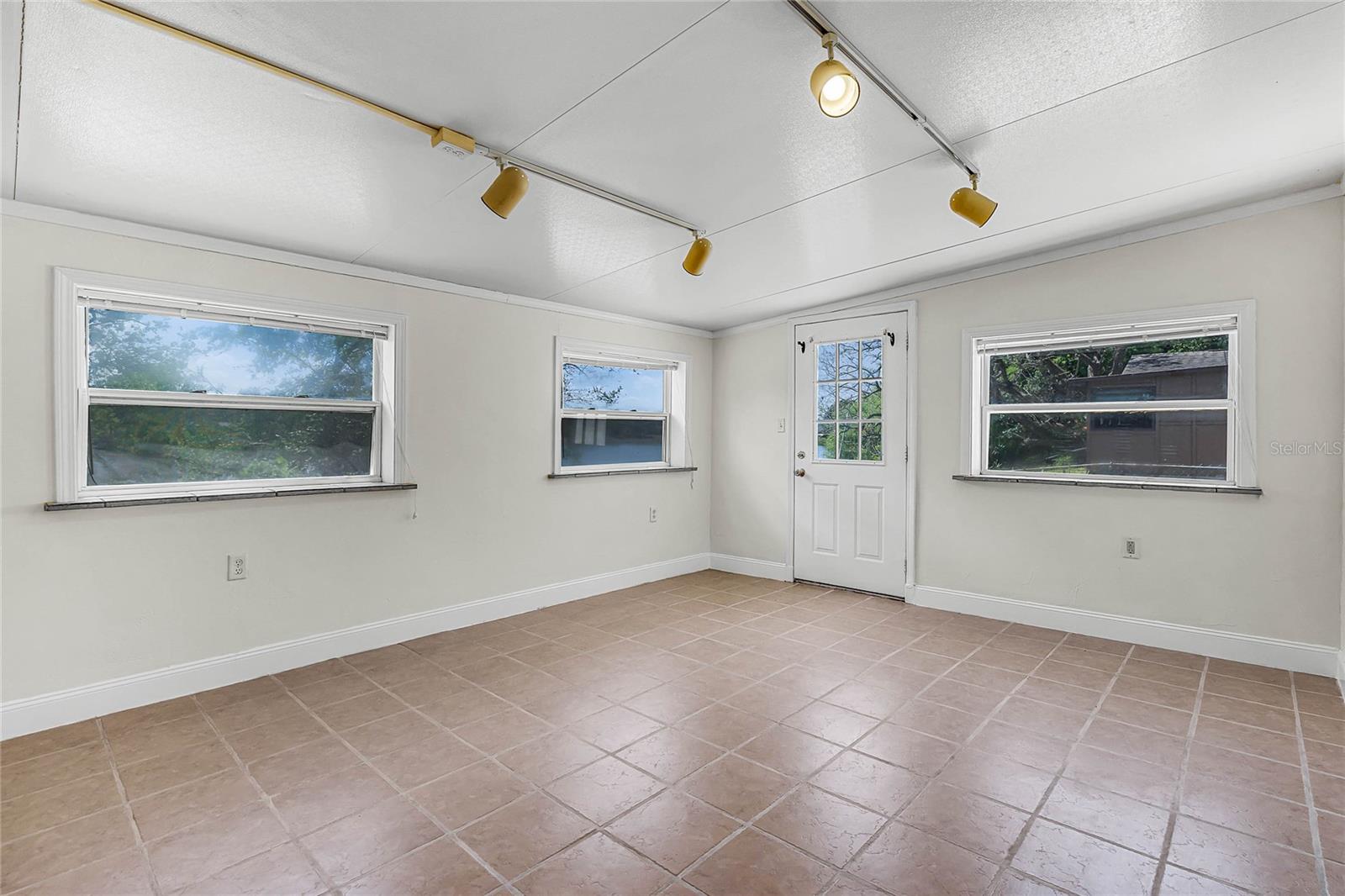 1212 RUSSELL DR, OCOEE, FL, 34761