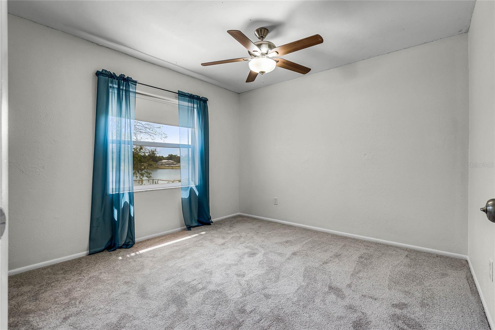 1212 RUSSELL DR, OCOEE, FL, 34761