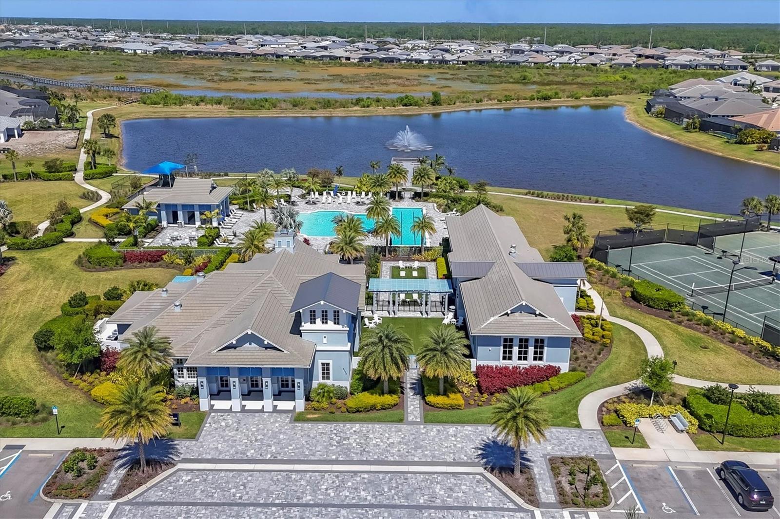 17675 AZUL DR, LAKEWOOD RANCH, FL, 34202