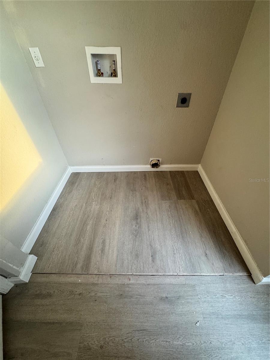 5160 CONROY RD #26, ORLANDO, FL, 32811