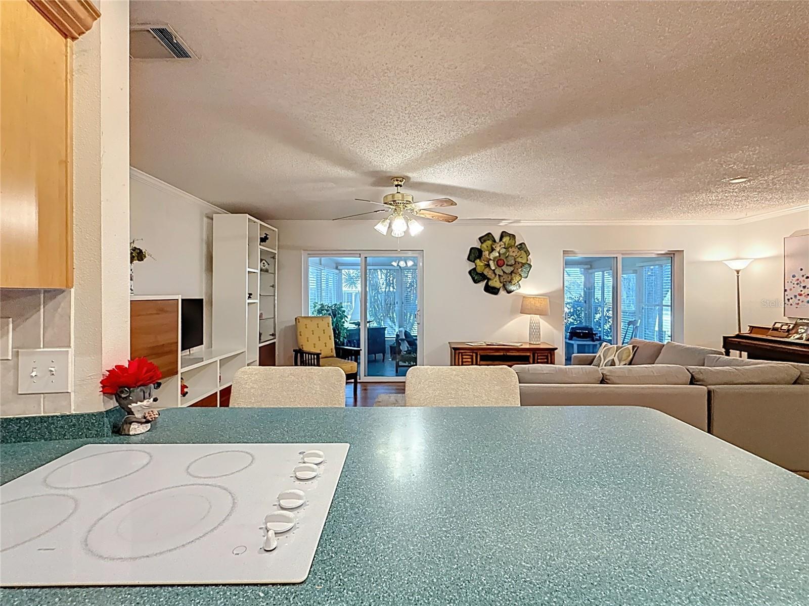 3203 40TH WAY S #B, ST PETERSBURG, FL, 33711