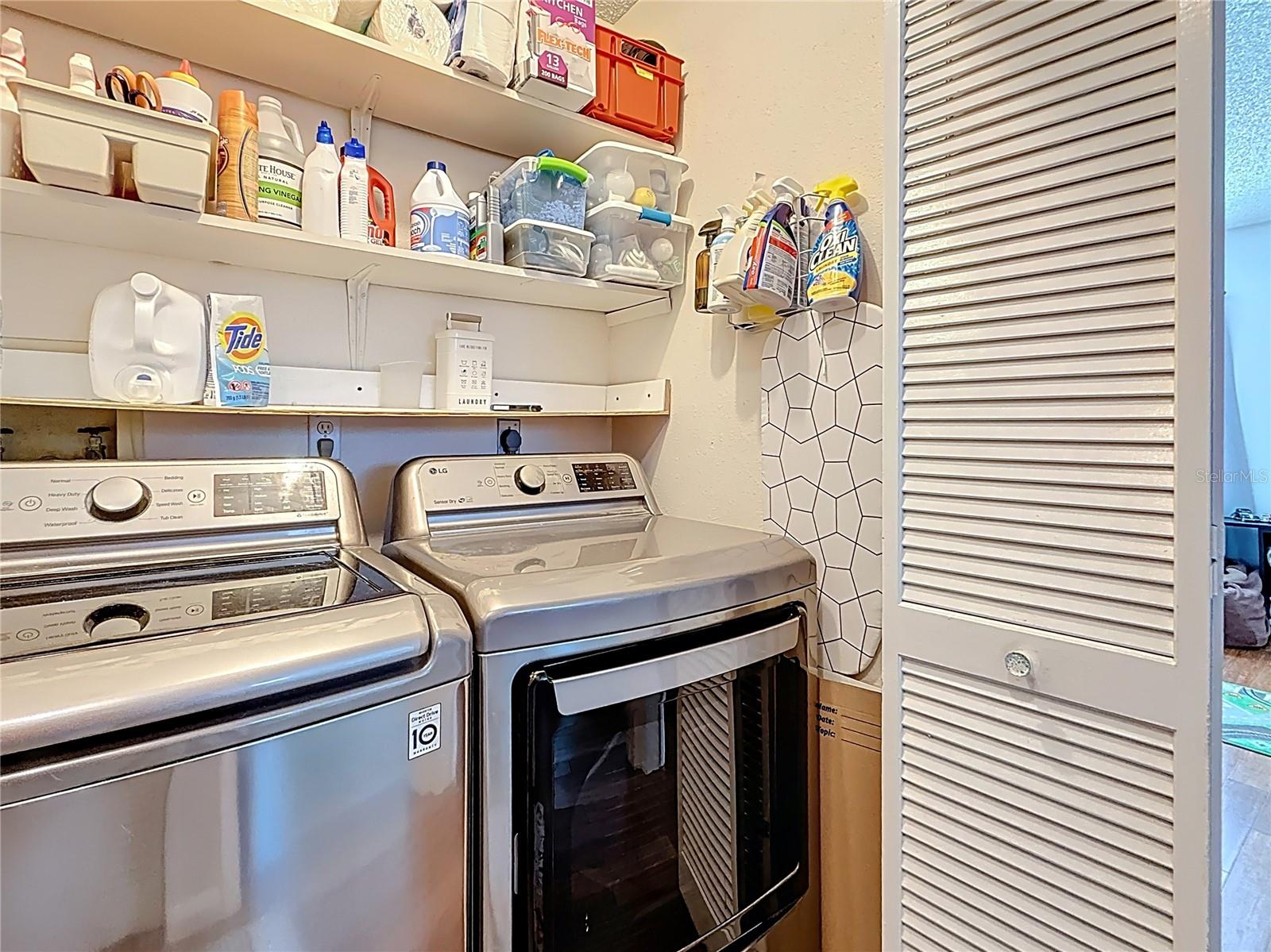 3203 40TH WAY S #B, ST PETERSBURG, FL, 33711