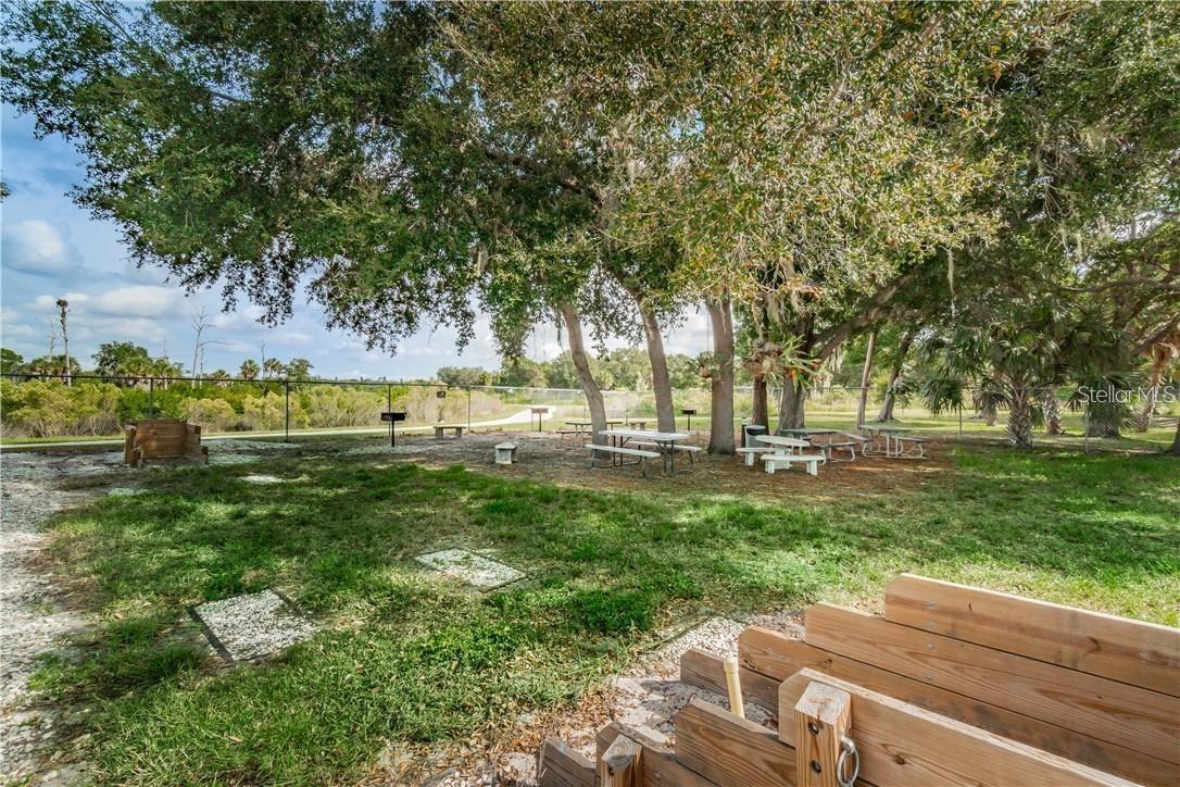 3203 40TH WAY S #B, ST PETERSBURG, FL, 33711