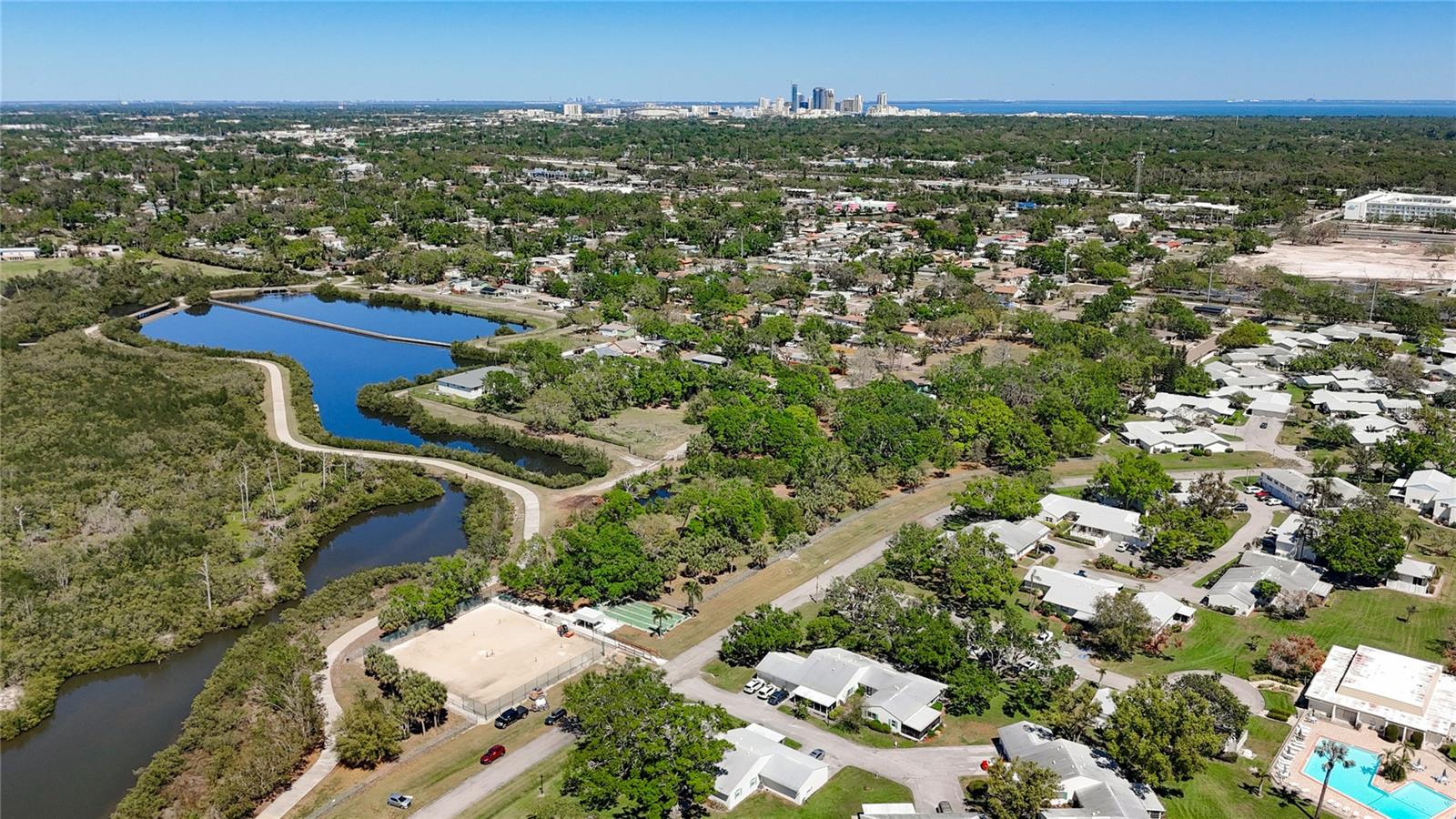 3203 40TH WAY S #B, ST PETERSBURG, FL, 33711