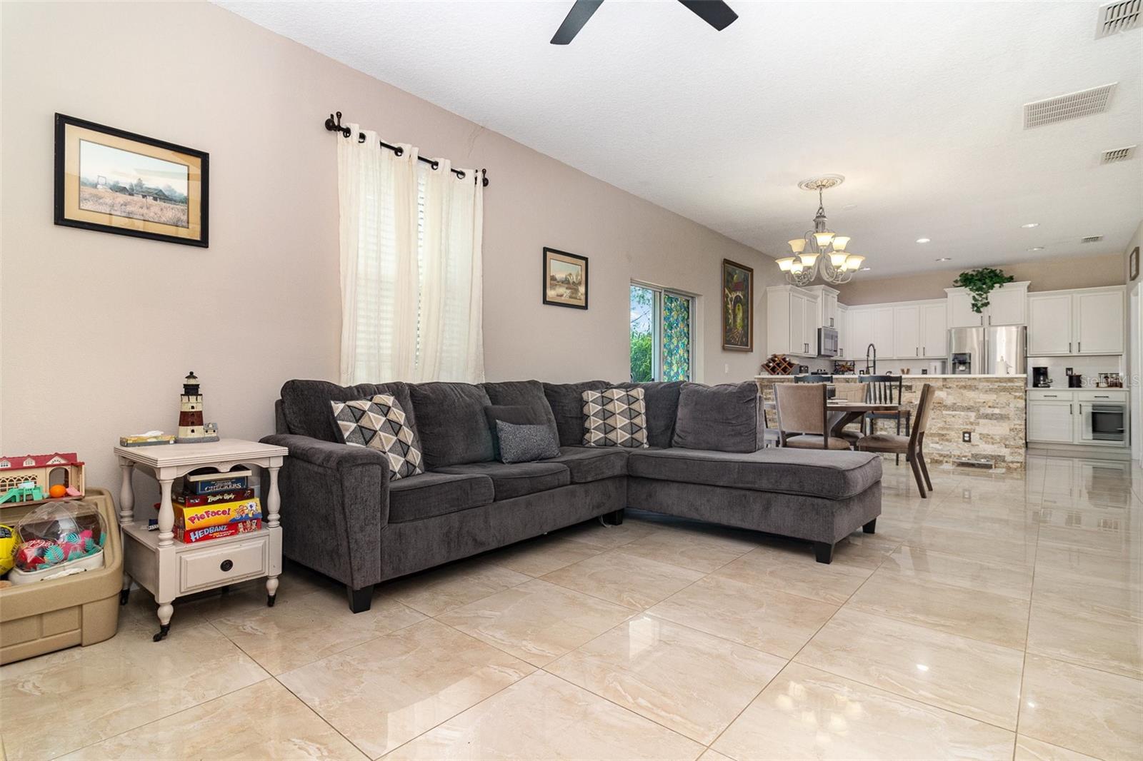 1522 WHITEWATER FALLS DR, ORLANDO, FL, 32824