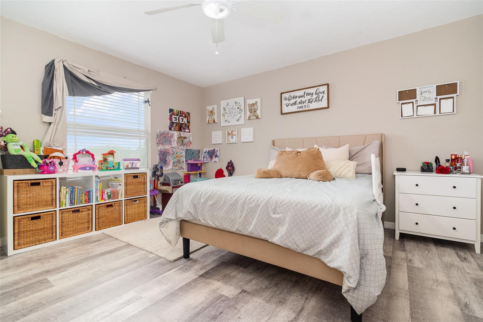 1522 WHITEWATER FALLS DR, ORLANDO, FL, 32824