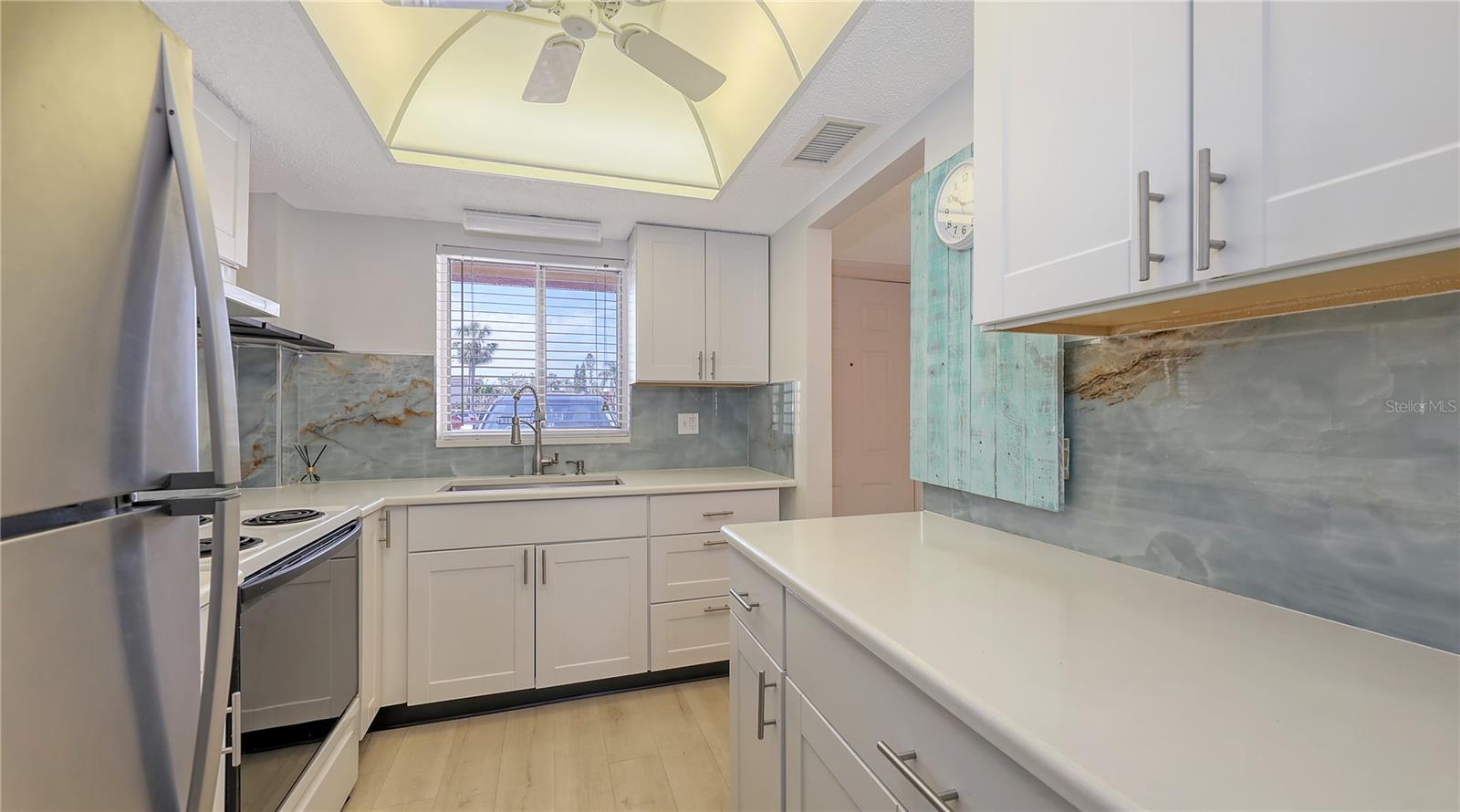 3845 LAKE BAYSHORE DR #F103, BRADENTON, FL, 34205