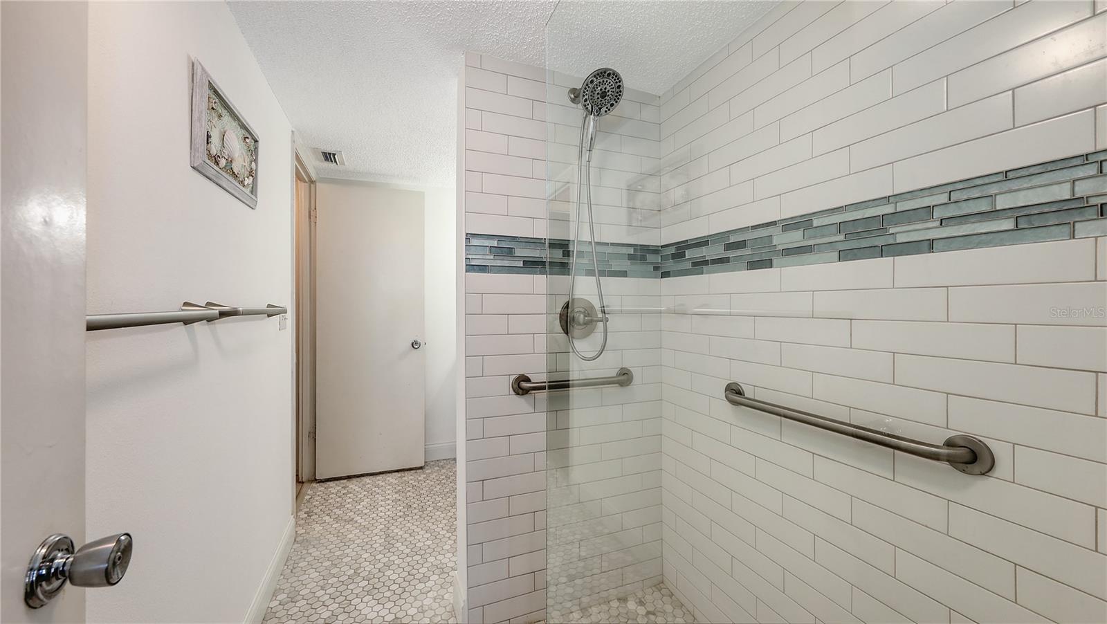 3845 LAKE BAYSHORE DR #F103, BRADENTON, FL, 34205