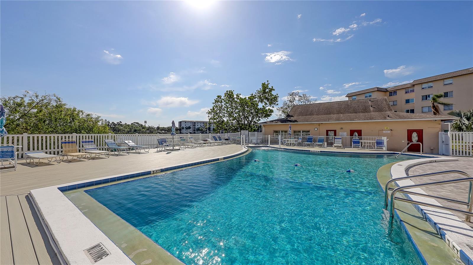 3845 LAKE BAYSHORE DR #F103, BRADENTON, FL, 34205