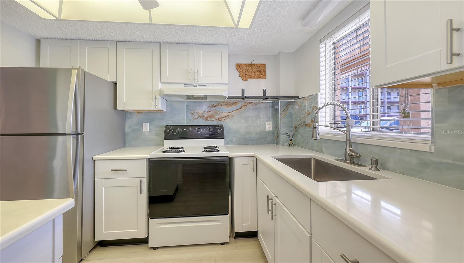 3845 LAKE BAYSHORE DR #F103, BRADENTON, FL, 34205