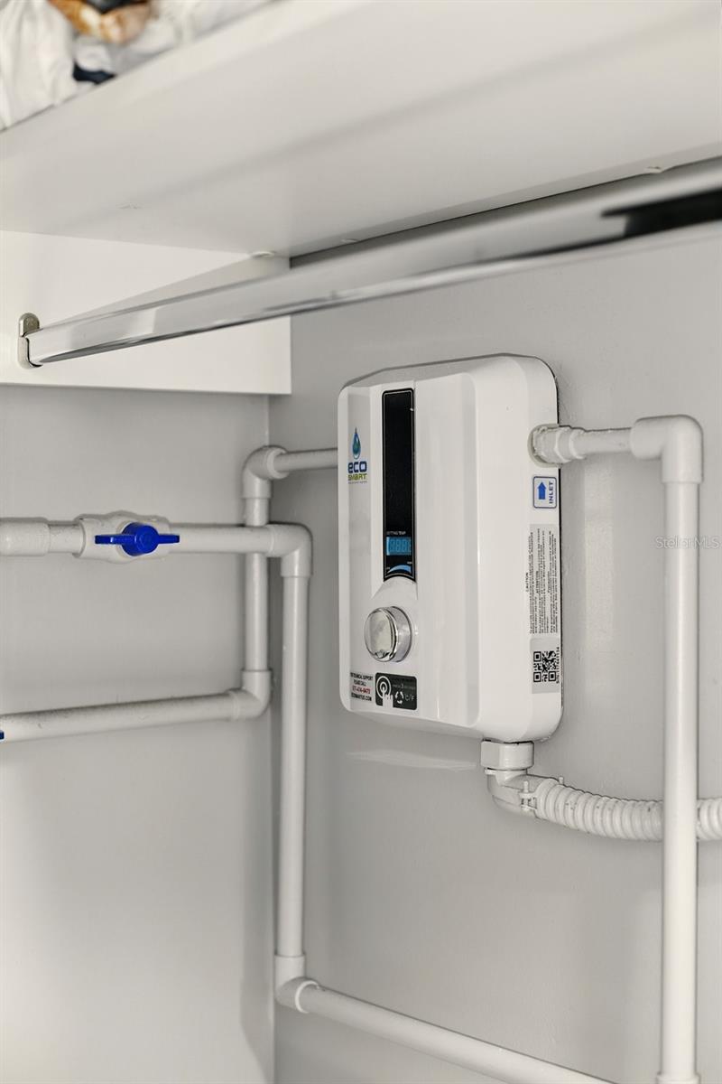 150 E ROBINSON ST #227, ORLANDO, FL, 32801