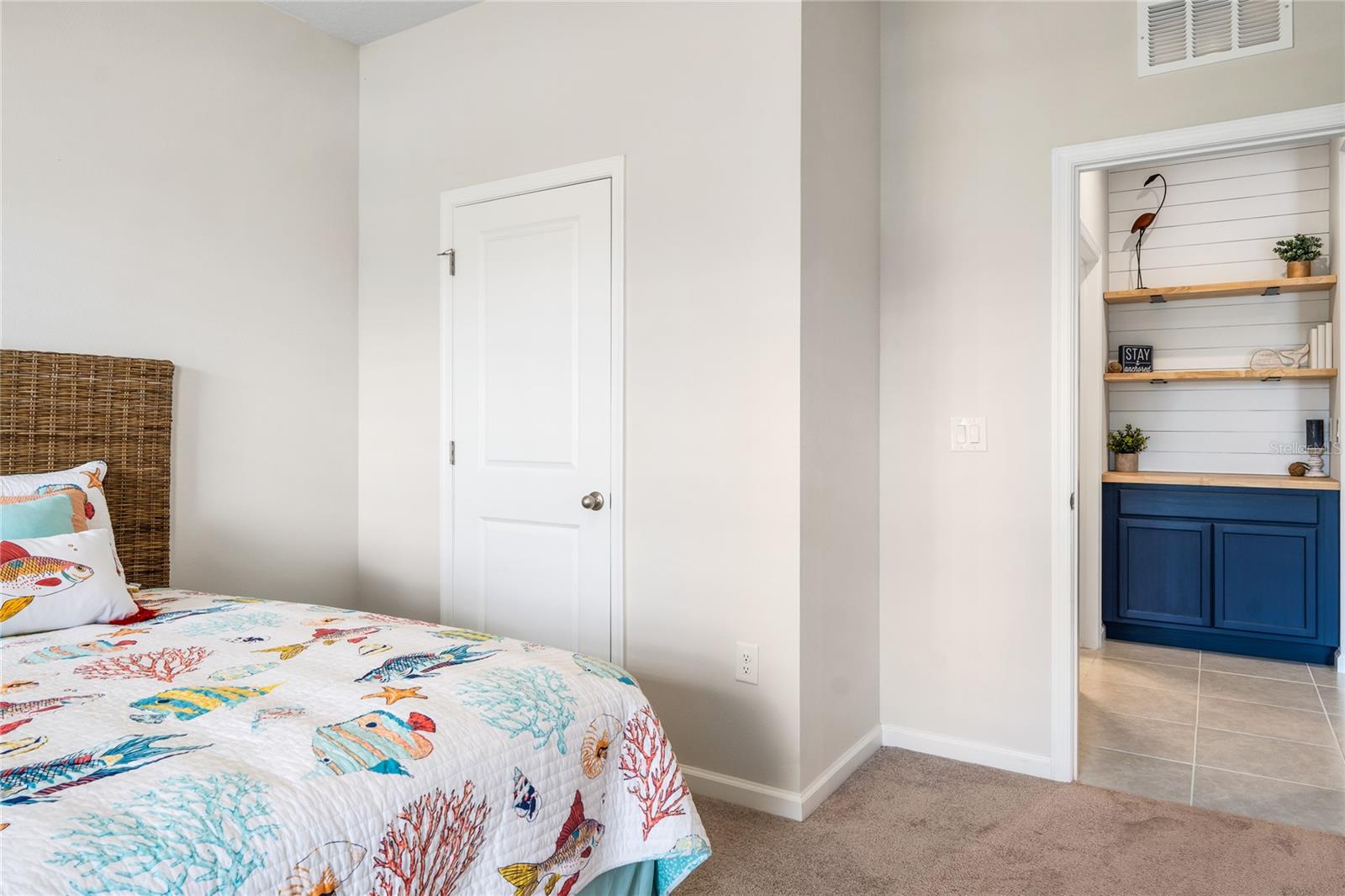 1090 CHELAN FALLS DR, DELAND, FL, 32724