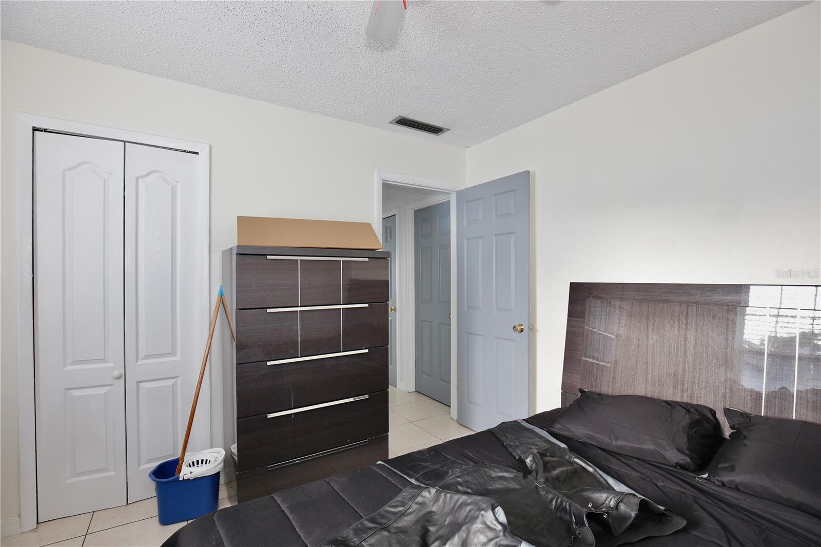 5232 CURRY FORD RD #406, ORLANDO, FL, 32812