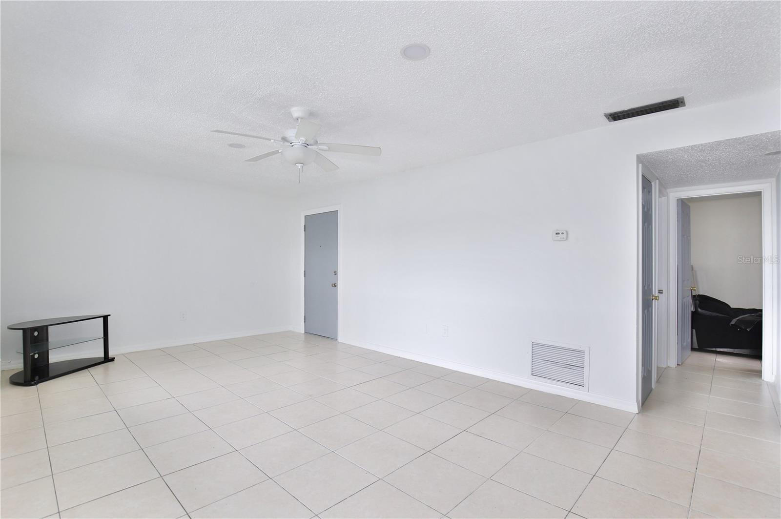 5232 CURRY FORD RD #406, ORLANDO, FL, 32812