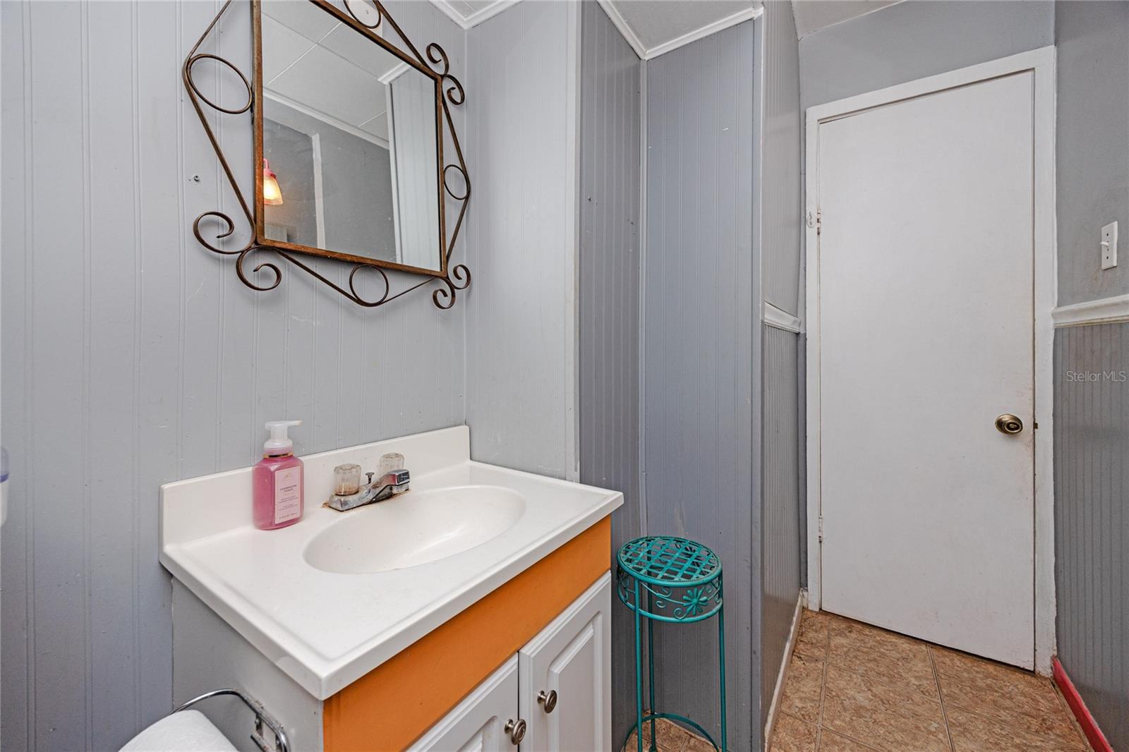 1921 24TH AVE N, ST PETERSBURG, FL, 33713