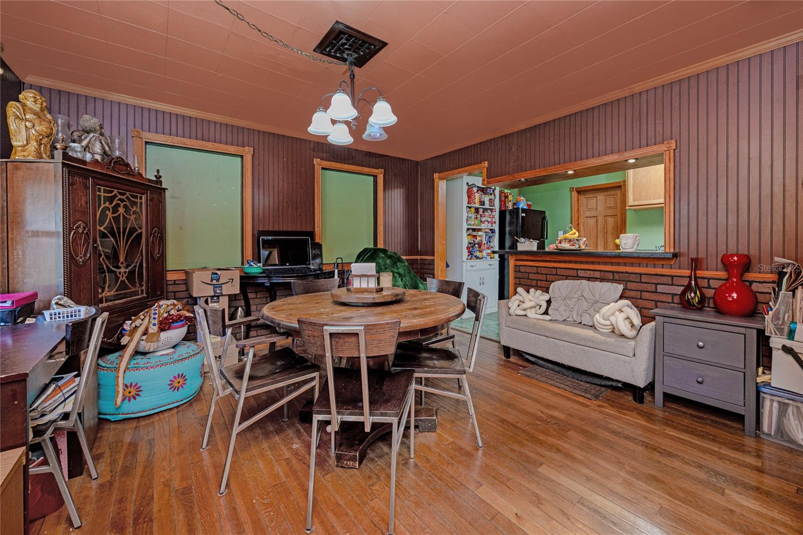 1921 24TH AVE N, ST PETERSBURG, FL, 33713