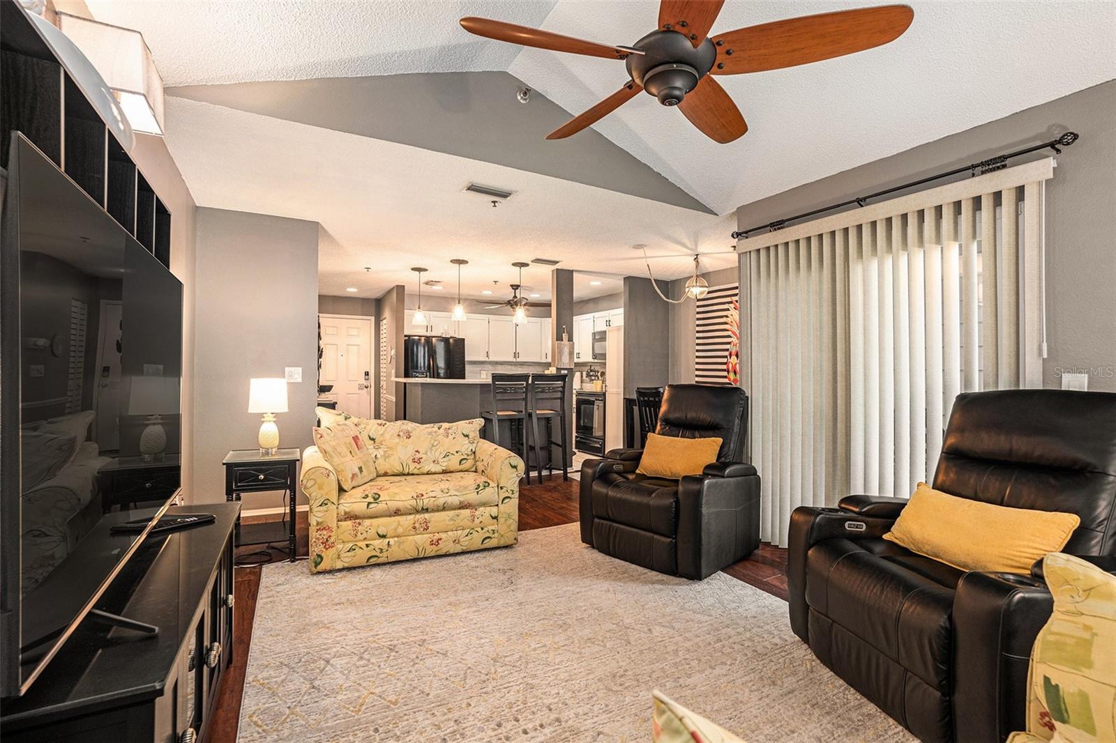 5727 BISCAYNE CT #305, NEW PORT RICHEY, FL, 34652