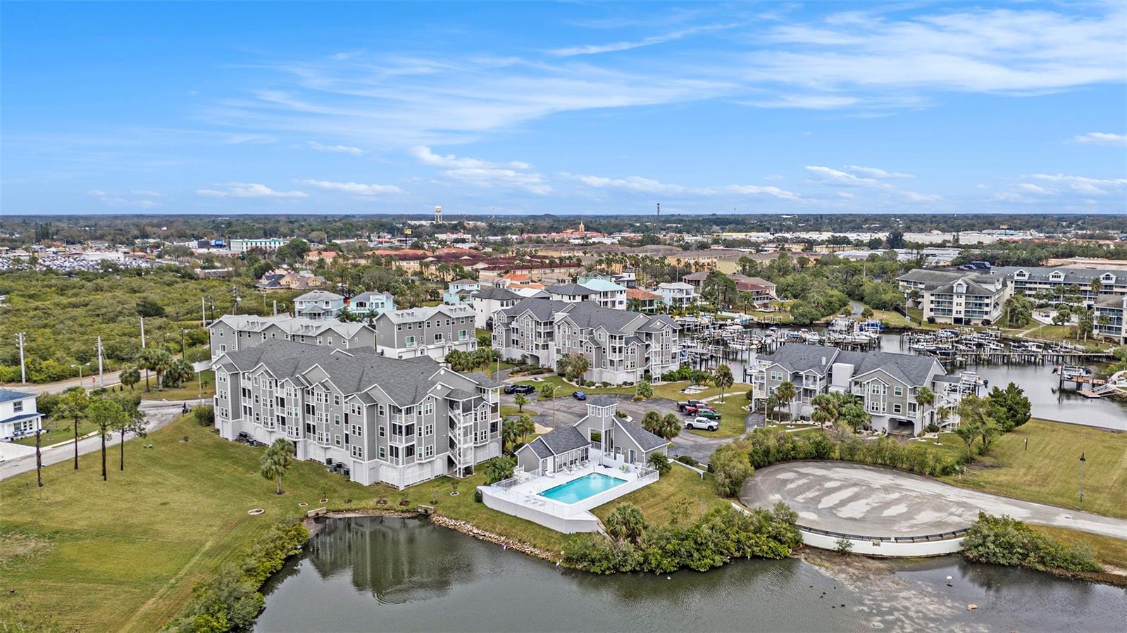 5727 BISCAYNE CT #305, NEW PORT RICHEY, FL, 34652