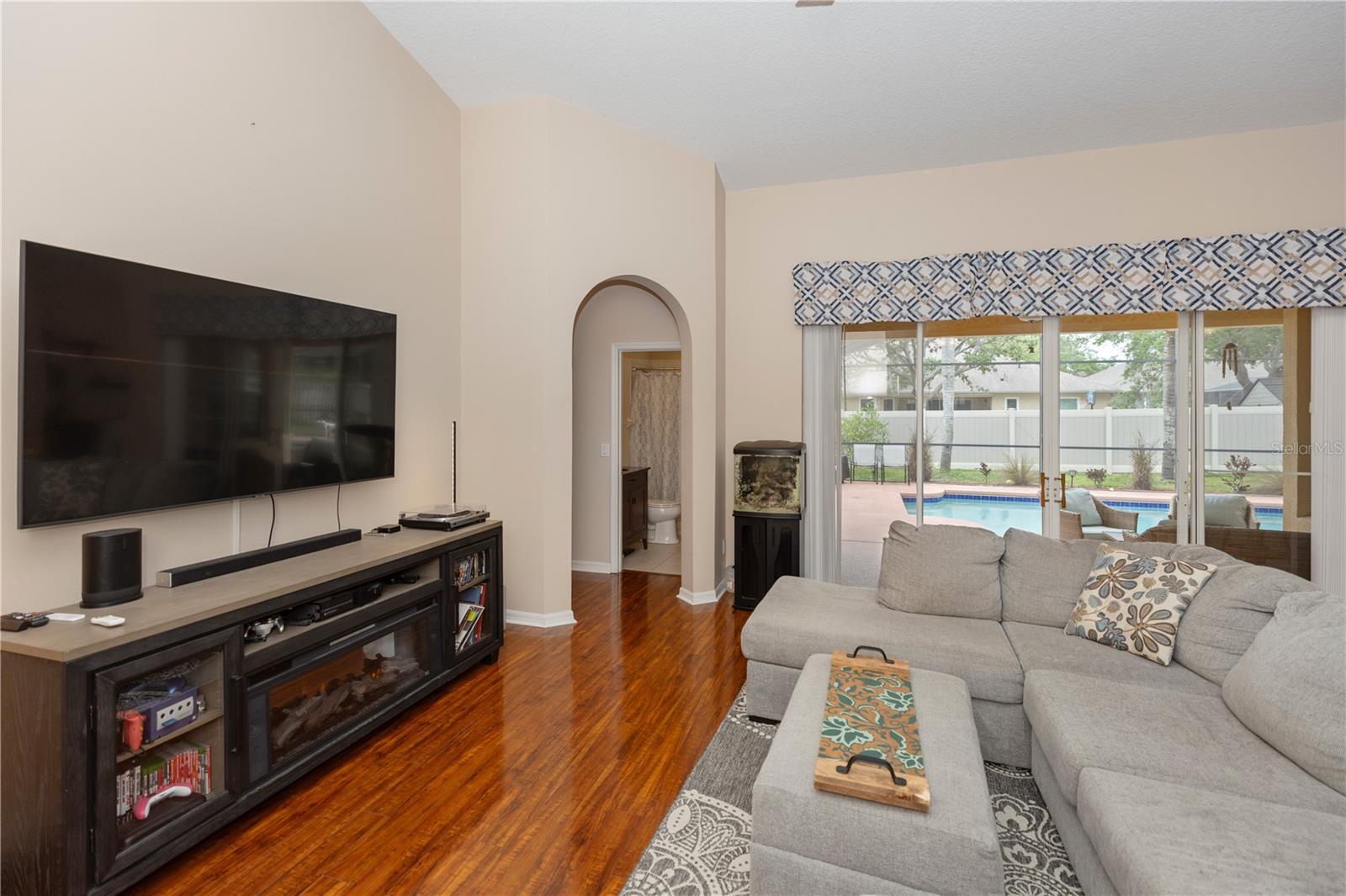 316 OAK SPRINGS DR, DEBARY, FL, 32713