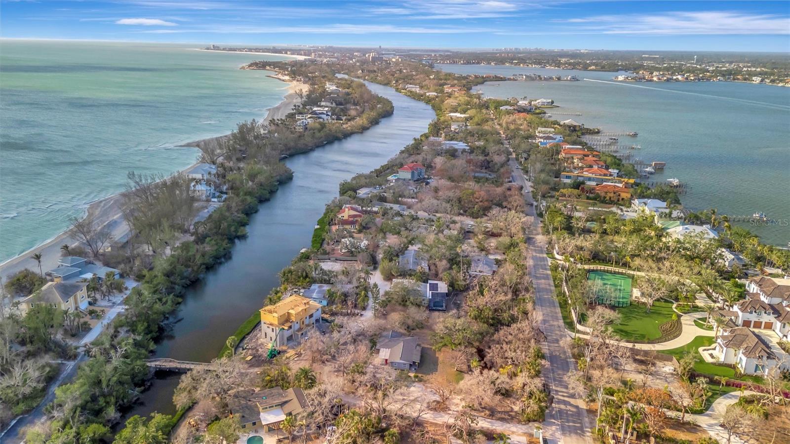 8555 HERON LAGOON CIR, SARASOTA, FL, 34242