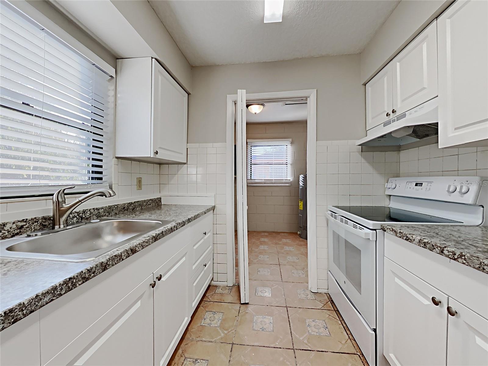 1105 BELLINI LN, OCOEE, FL, 34761