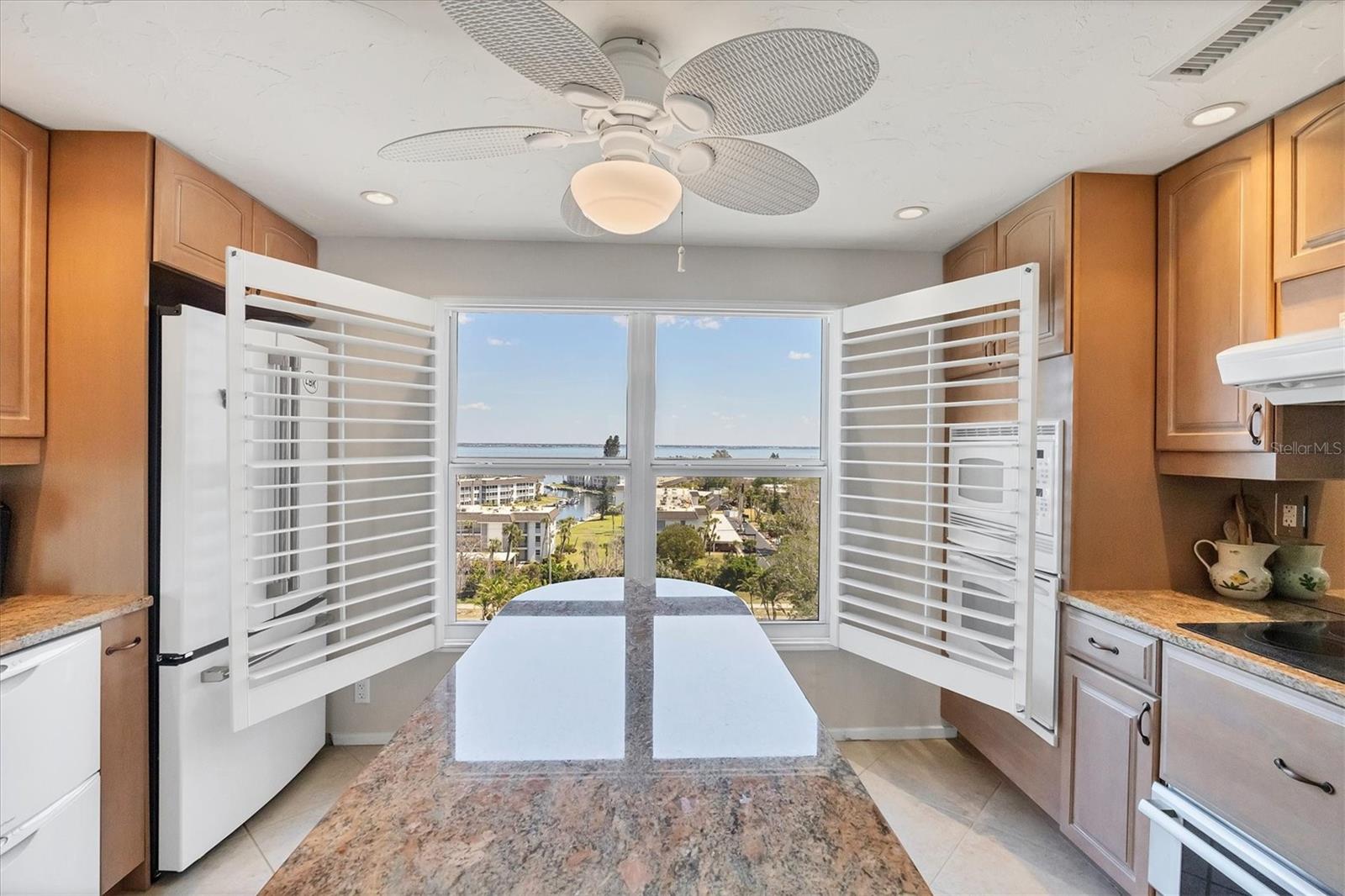 4401 GULF OF MEXICO DR #907, LONGBOAT KEY, FL, 34228