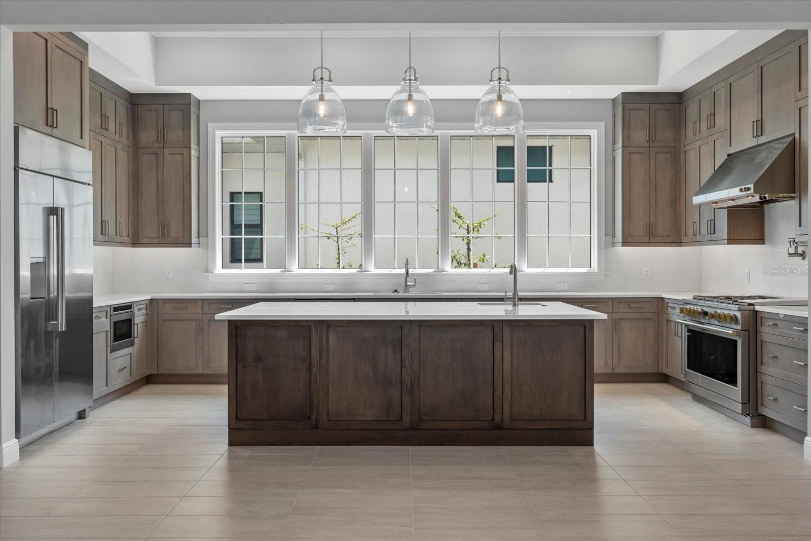 9241 STARRY NIGHT AVE, SARASOTA, FL, 34241